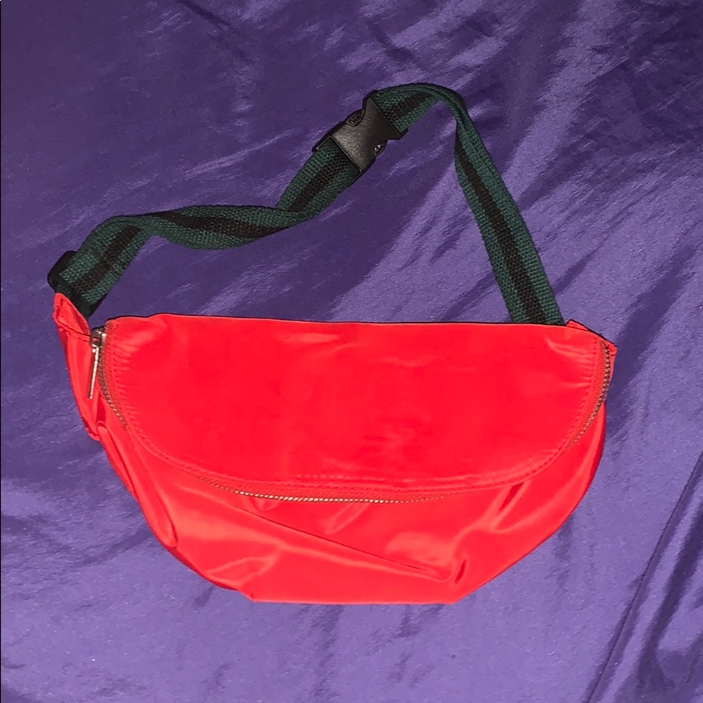 Red fannypack